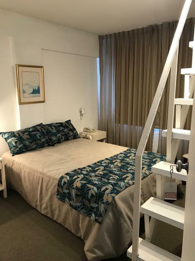 Hotel Flat 2*